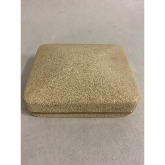 Vintage Genuine Onyx and Sterling Silver Cross, Cross Necklace - Picture 8 of 8